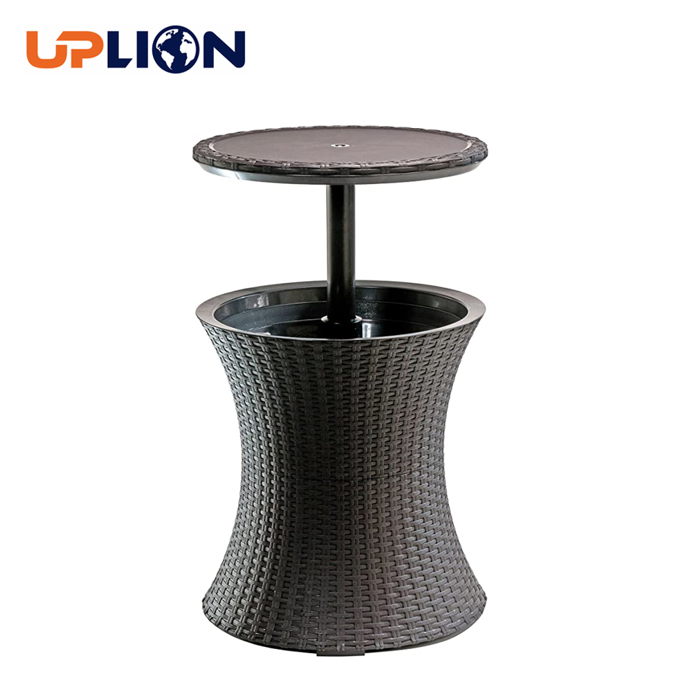 Outdoor patio party rattan cool bar table