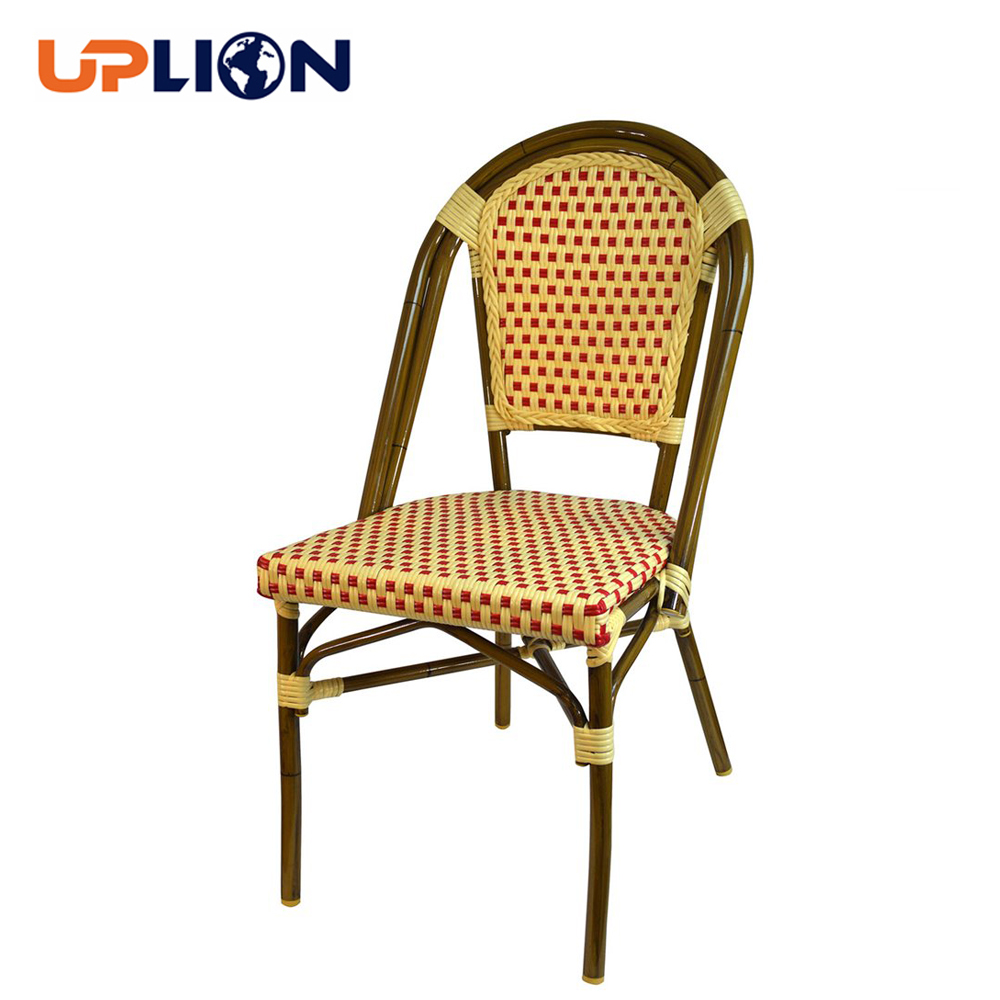 What should I pay attention to when choosing outdoor rattan table and chair leisure furniture