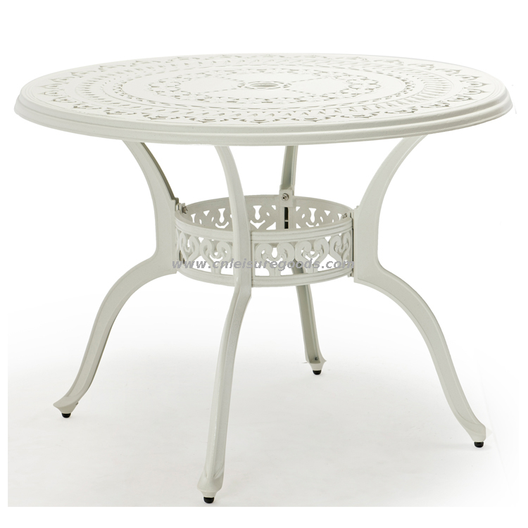 Outdoor cast aluminum coffee table and chair recommendation
